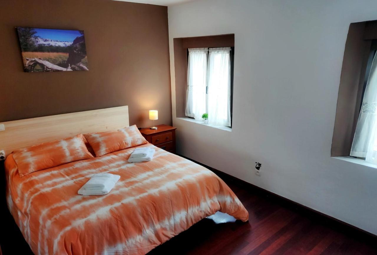 Casa Rural Buron โปซาดา เด วาลเดออน ภายนอก รูปภาพ